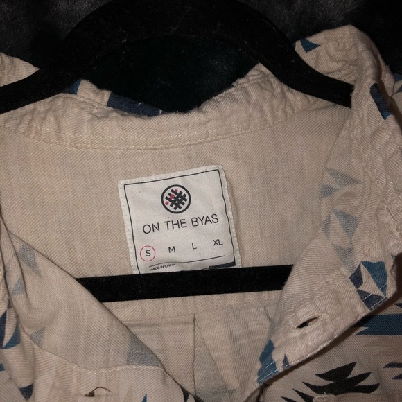 Men’s desert button up T-shirt - Picture 2 of 2